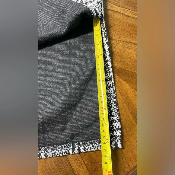 NWT Michael Kors High Mock Neck Sleeveless Top Textured Career Office Size XL - Picture 5 of 8